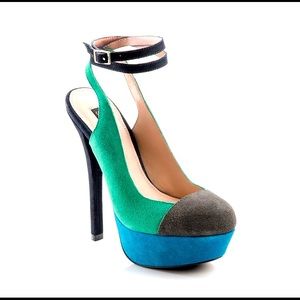 Colorblock Platform Pump